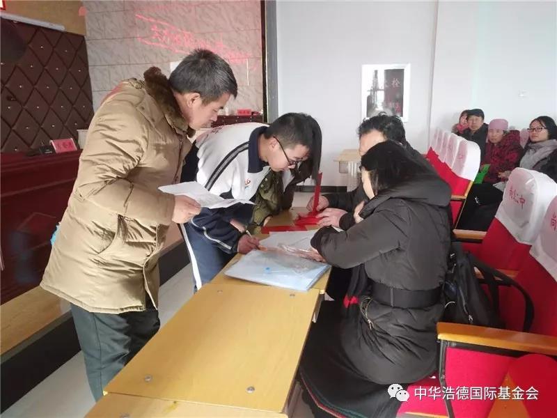 1518492588427735.jpg 555.jpg