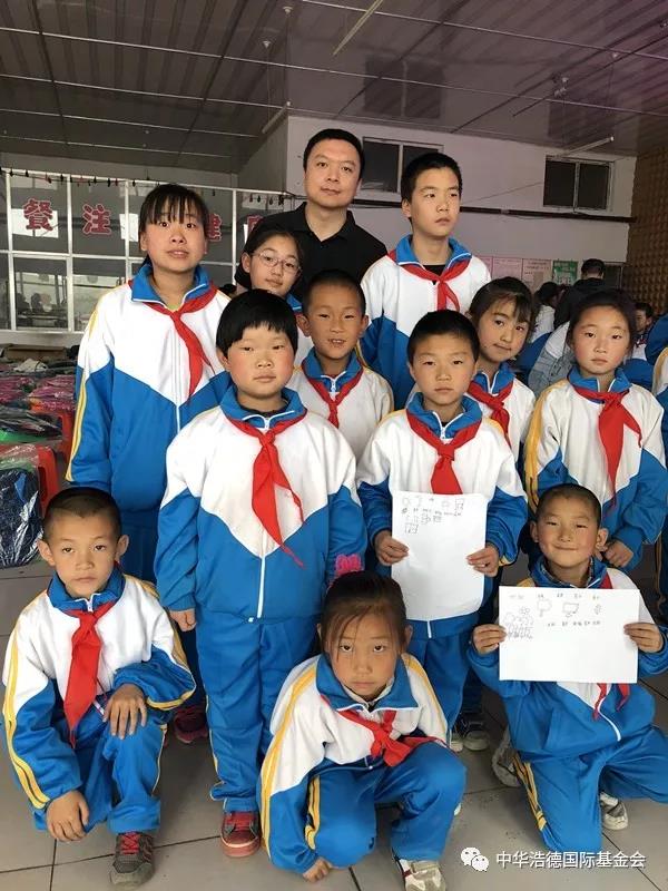 1527779045626671.jpg 微信图片_20180531225421.jpg